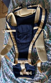 baby carrier/sling