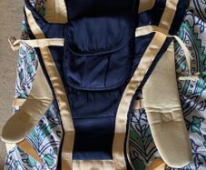 baby carrier/sling