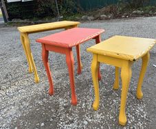 Nest of coffee tables