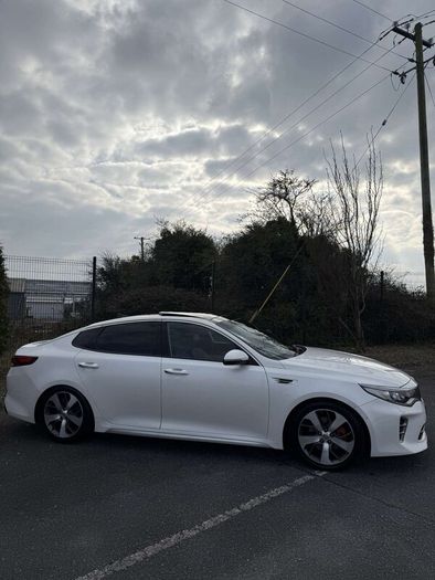 2017 Kia optima gt line