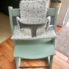 Stokke Tripp Trapp High Chair, Green with Baby Set, Tray, Harness & Cushion