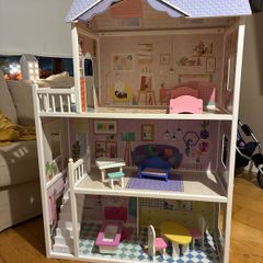 dolls house