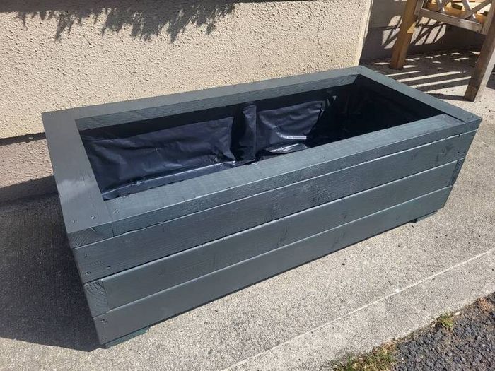 Planters For Sale. Various sizes and colours.