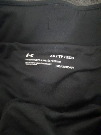 black under armour running/gym shorts