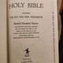 THE BIBLE. REVISED STANDARD  VERSION. Hardback in very good condition.  1100 pages.38. Image 6