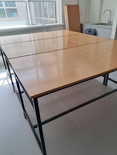 Art tables