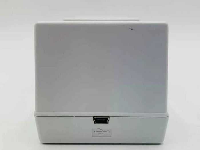 Venom VS2851 Twin Docking Station for Xbox Very Good Condition.