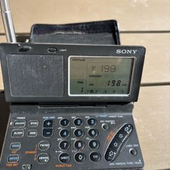 Sony ICF-SW100E radio