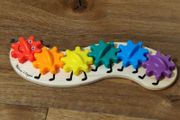 Melissa &amp; Doug Caterpillar Gear Toy Developmental Toy Puzzle