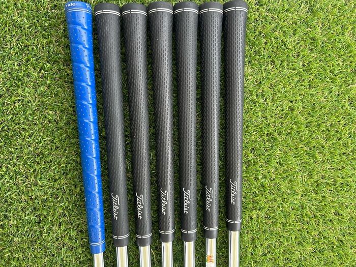 Full set of left handed golf clubs