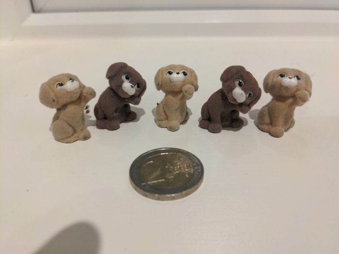 Toy dog figures