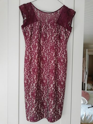 Burgundy lace dress size 14
