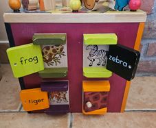 Zany zoo activity cube