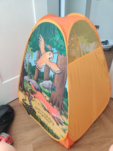 Kids tent