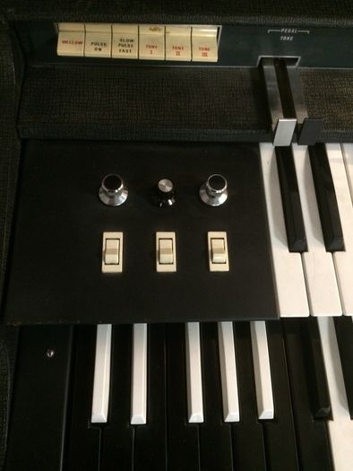 Jennings organ J.68