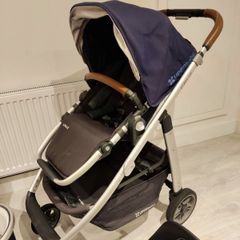 Uppababy Cruz v1 stroller