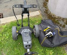 powakaddy CT8