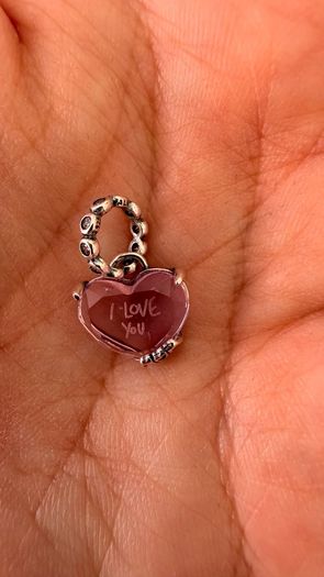 pandora bracelet and heart charm