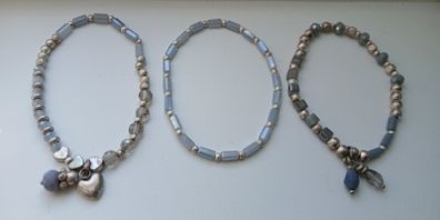 Set of 3 grey beaded bracelets