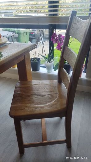 wooden dinning chair