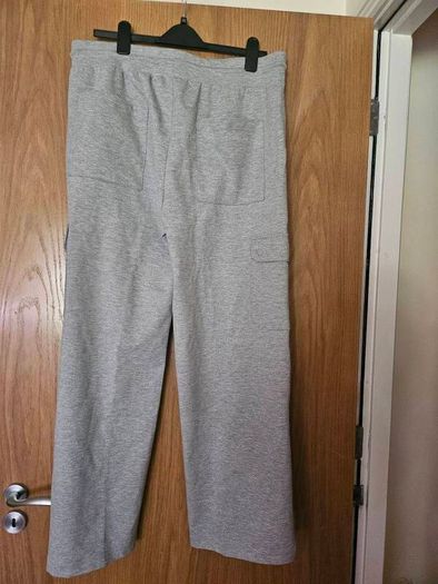 Grey cargo joggers size 18
