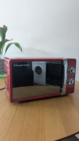 Russell Hobbs 17L Red Microwave
