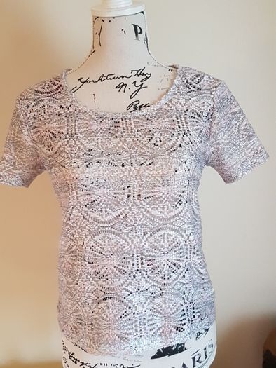 Size 8 Top