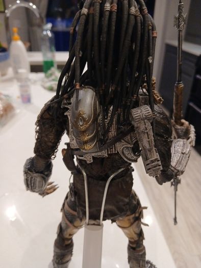 Hot toy mms66 Predator figure 1/6 scale 35cm tall