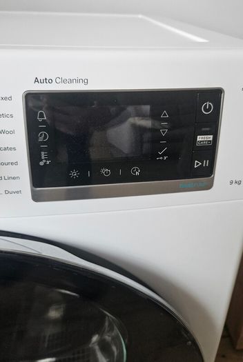 Whirlpool tumble dryer