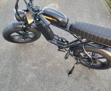 electric bike ENGWE M1 ,brand new in a box , delivery available.