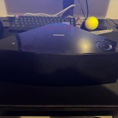 Samsung M5 Shape Audio Speaker