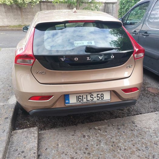 Volvo V40 2016