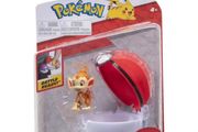 Pokemon Clip 'N' Go Chimchar and Pokeball