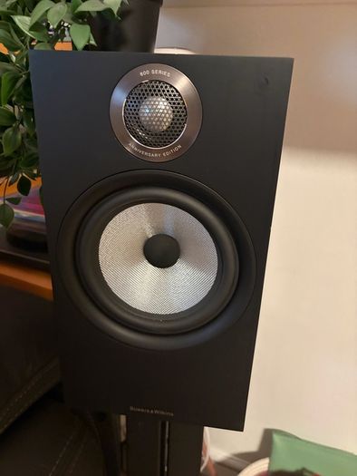 Bower & Wilkins 606 S2 speakers x2 black with STAV24 stands