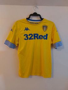 leeds united jersey