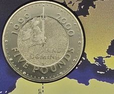 UK Millennium Five Pound Coin 1999 2000 Greenwich Meridian Royal Mint Pack