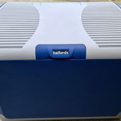 Halfords cooler box