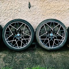 R20 5x120 BMW Style 813M staggered alloy wheels with tyres and tpms