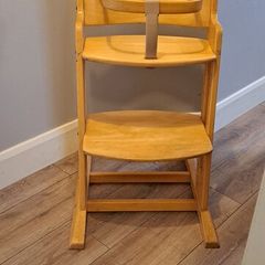 Highchair Baby Dan toddler chair FREE