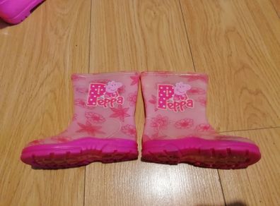 Girls wellies