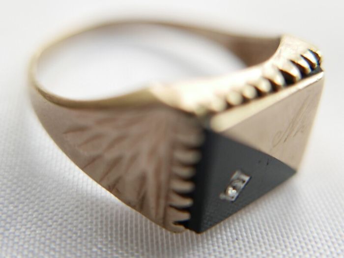 Mens Ring Signet Genuine Solid 9Ct Yellow Gold Onyx 3,3g size S1/2