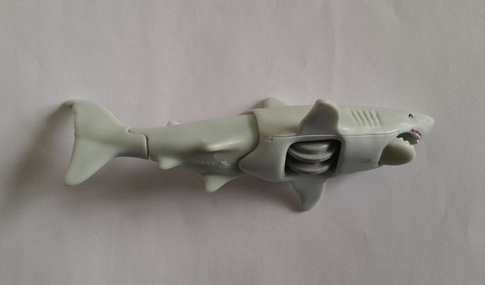 Kinder - Shark