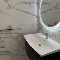 Vanity unit and mirror