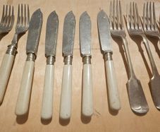 Mix of Vintage Cutlery