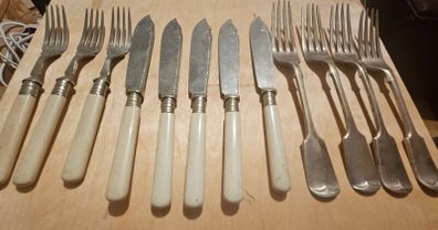 Mix of Vintage Cutlery