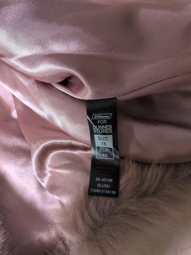 Dunnes Stores   Faux  Fur Blush  Box Jacket .  S.16. New - No Tag.