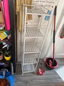 Free shelf