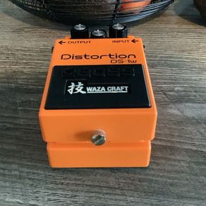 Boss DS-1W Waza Craft Distortion pedal MIJ