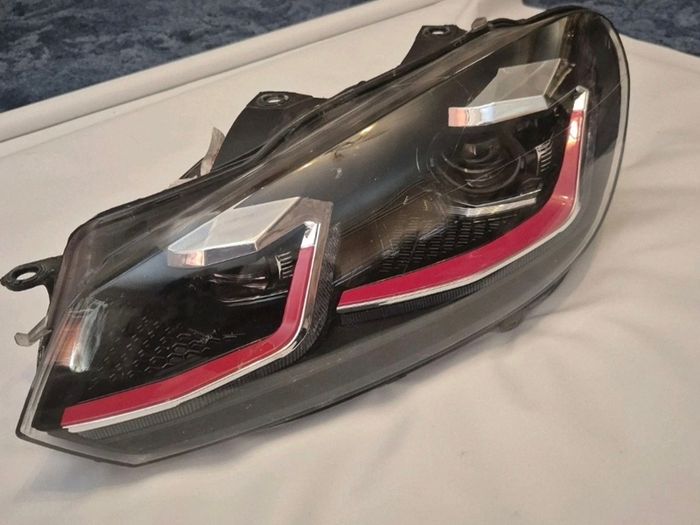 VW Glf MK6 Headlight Front Left Passenger Gti Red Mk7.5 Headlights