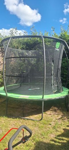 Trampoline